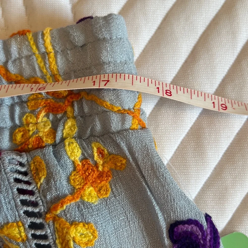 Honeydew Embroidered Siesta Sweetheart Shorts - Picture 3 of 13